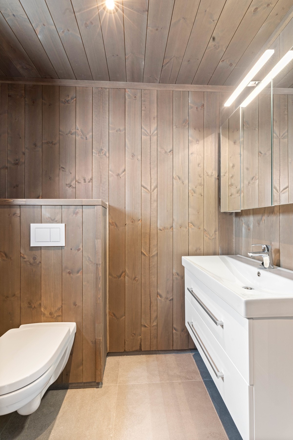 Bilde fra nabohytta (speilvendt) Furåsen 32. Galleribilde