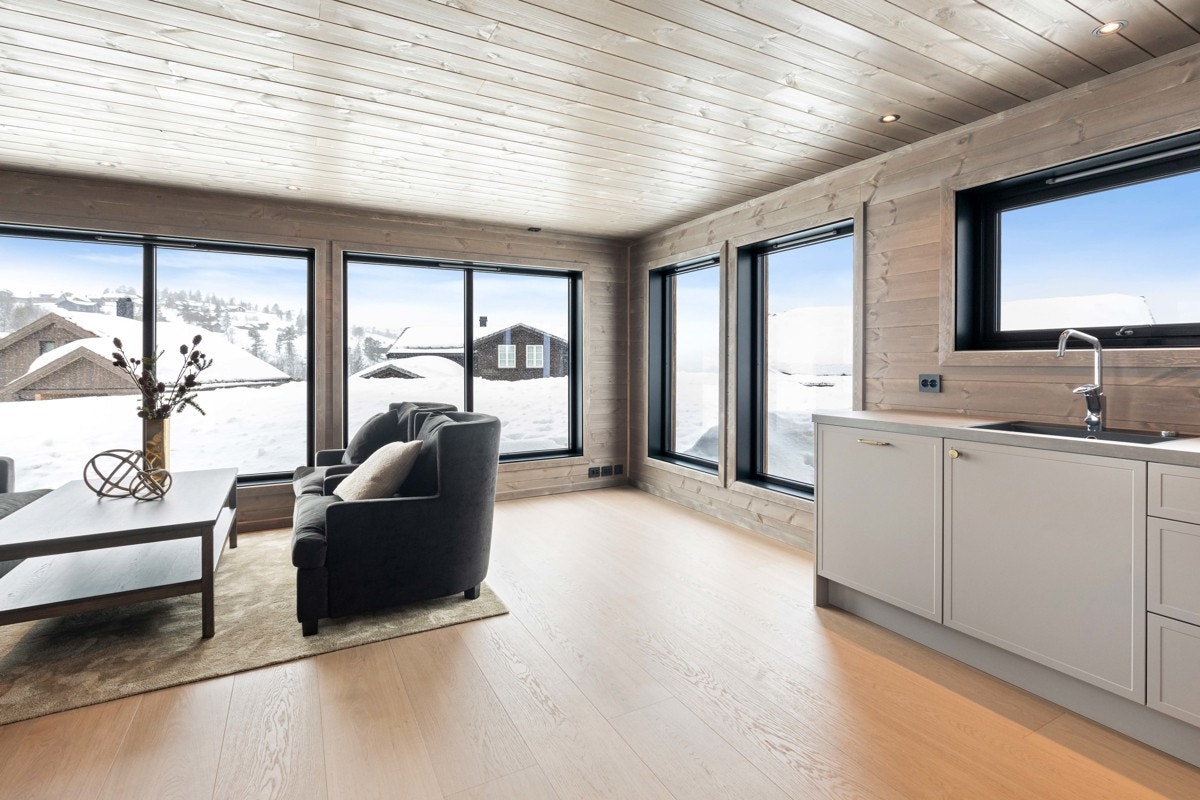 Bilde fra nabohytta (speilvendt) Furåsen 32. Galleribilde