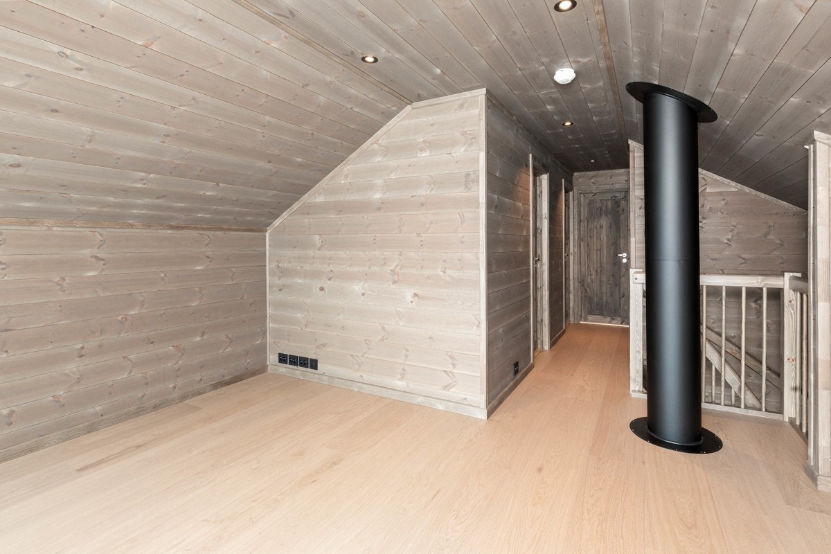 Loftstue - Bilde fra nabohytta (speilvendt) Furåsen 32. Galleribilde