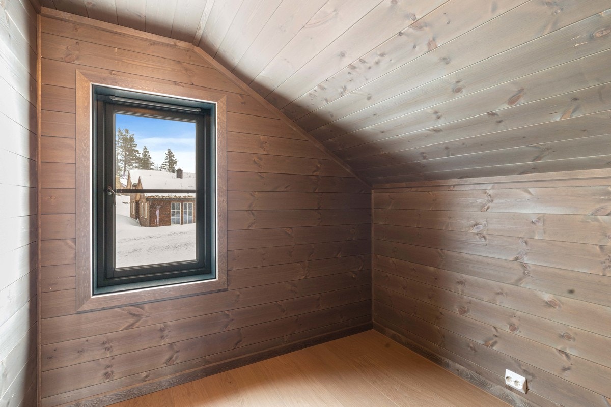 Soverom 3 oppe - Bilde fra nabohytta (speilvendt) Furåsen 32. Galleribilde