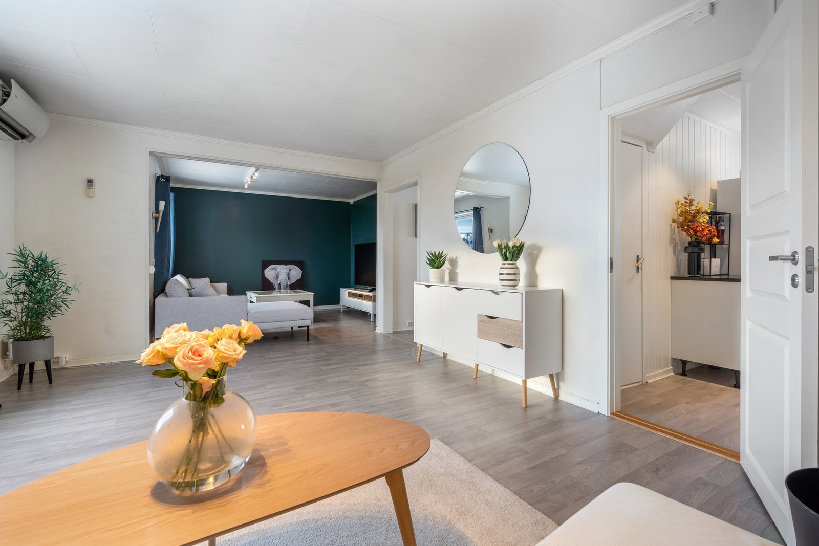 Flere soner for møblering Galleribilde