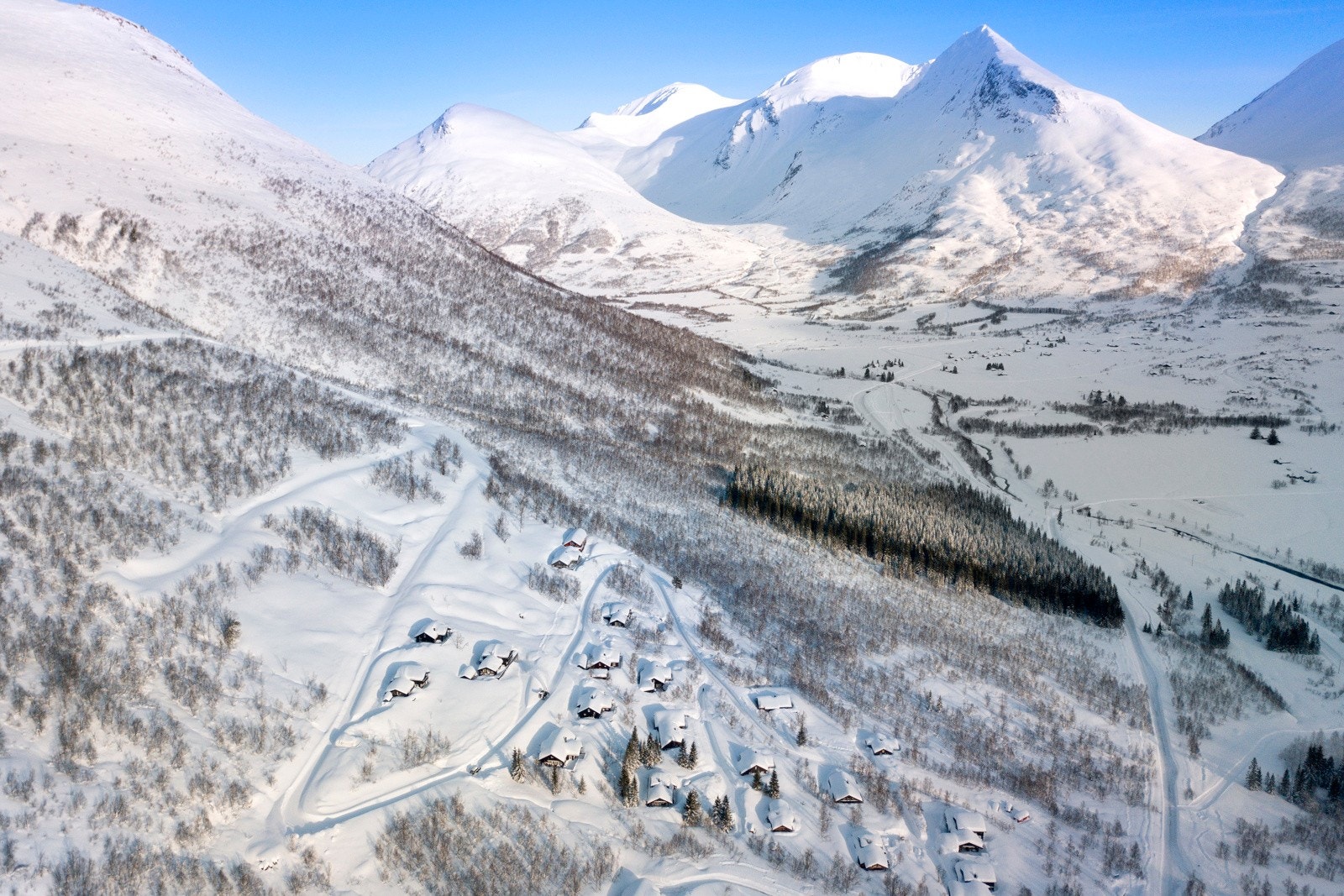 Høy og fri beliggenhet i solrik sørhelling. Galleribilde