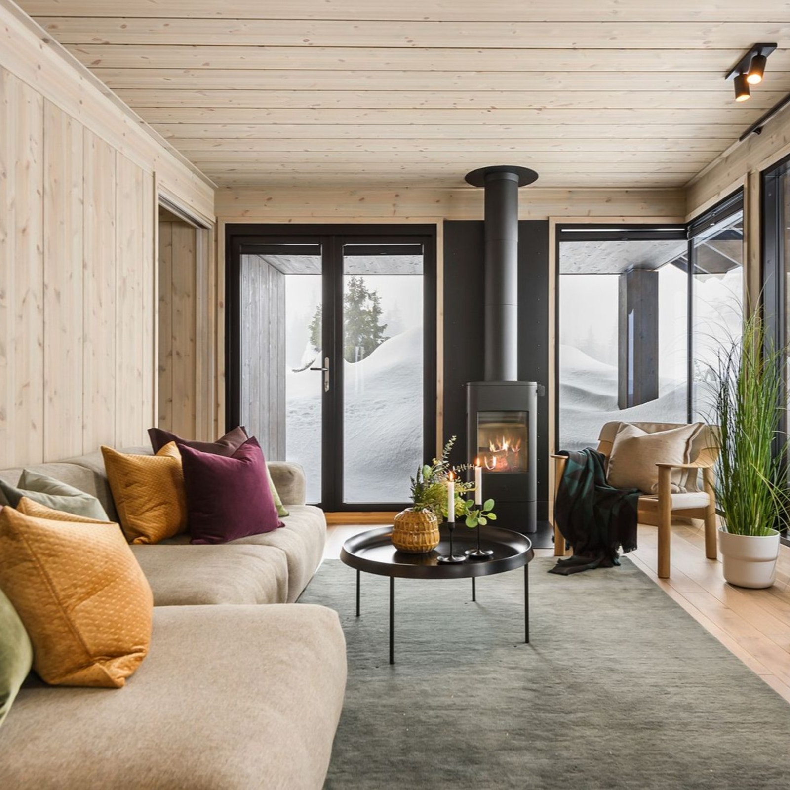 Peisovn medfølger, som vist på dette bildet fra en visningshytte. Galleribilde