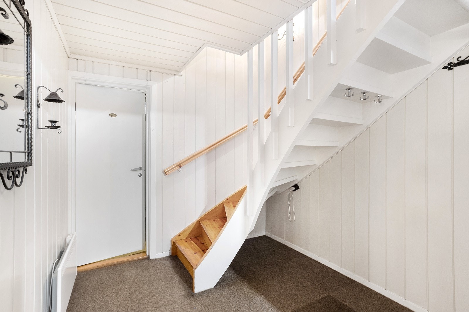 Romslig gang i kjelleren Galleribilde