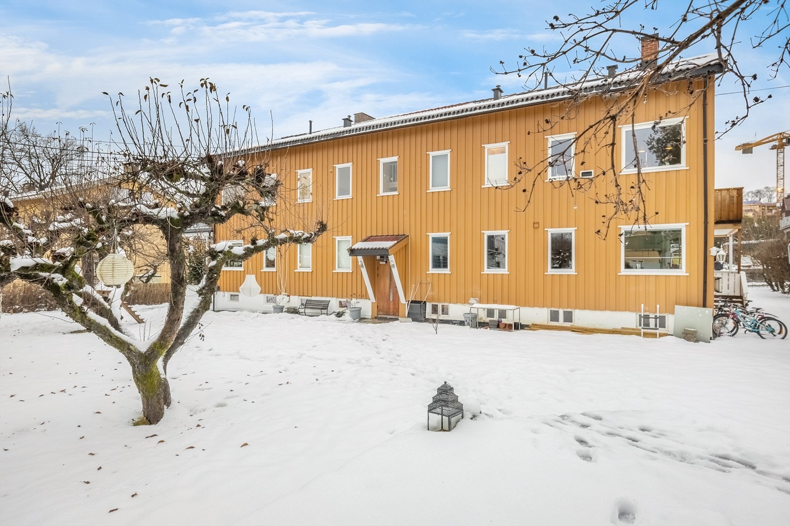 Inngangsparti er på baksiden av huset Galleribilde