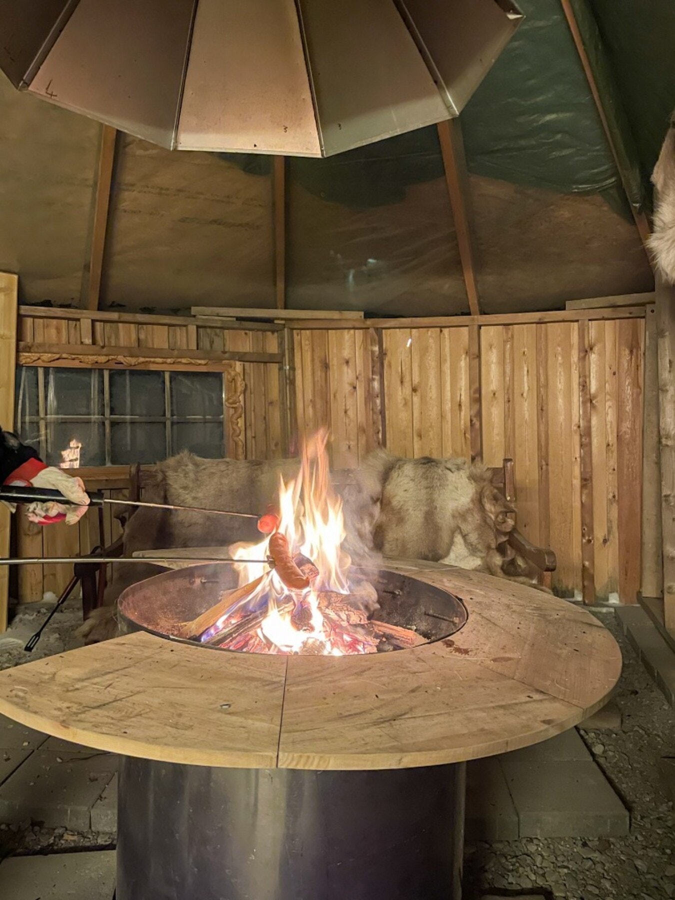 I grillhuset kan du samle familie og venner for sosiale sammenkomster Galleribilde