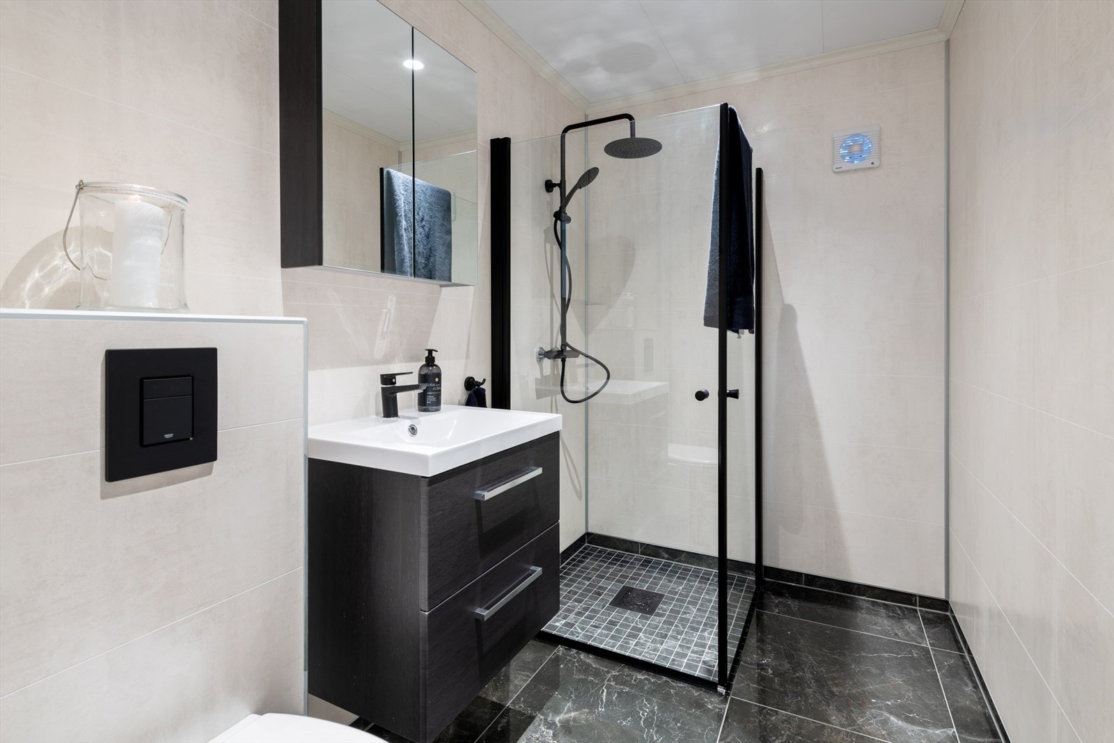 Bad i 1 etg Galleribilde