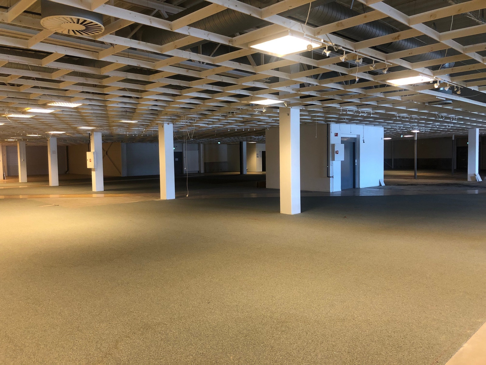 2. etasje forretningslokale Galleribilde