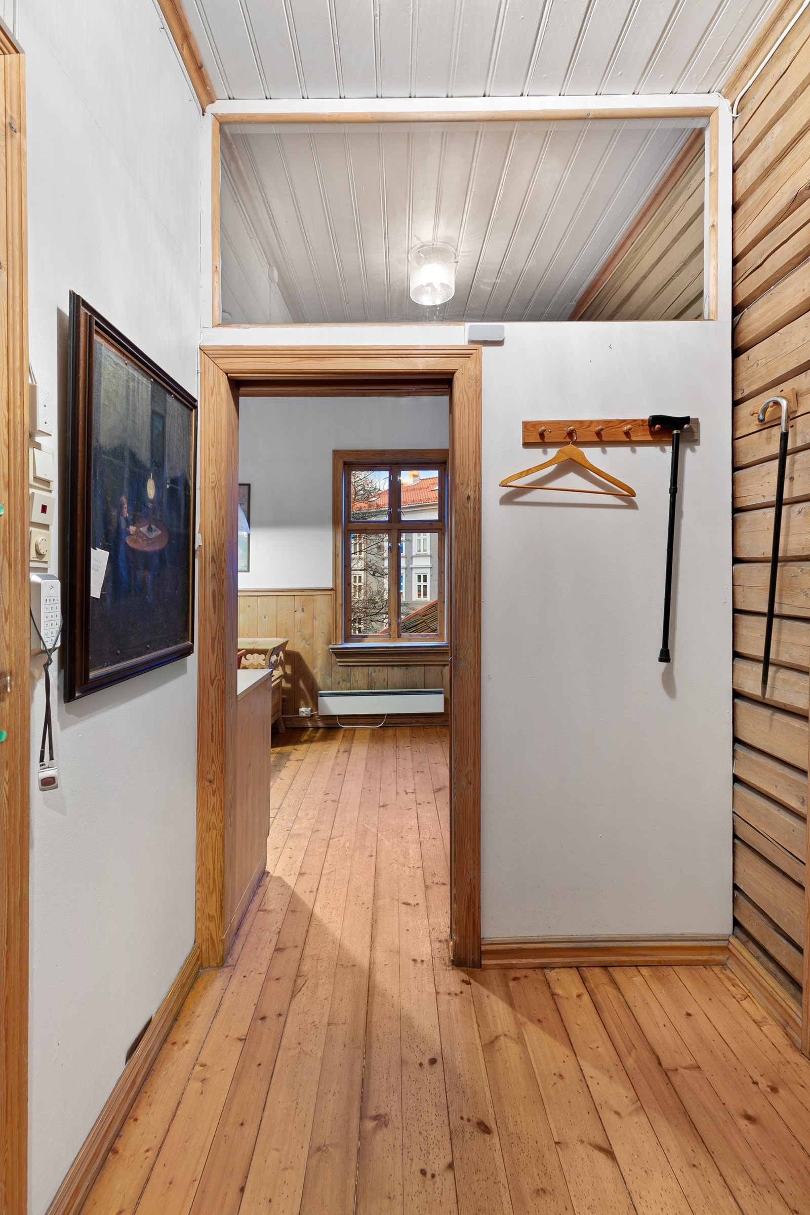 Entré mot kjøkken. Galleribilde