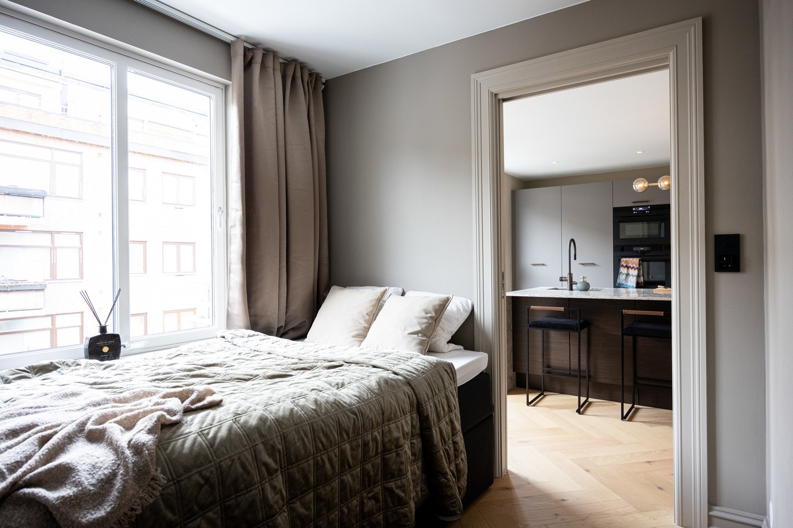 Soverommet har også behagelig gulvvarme Galleribilde