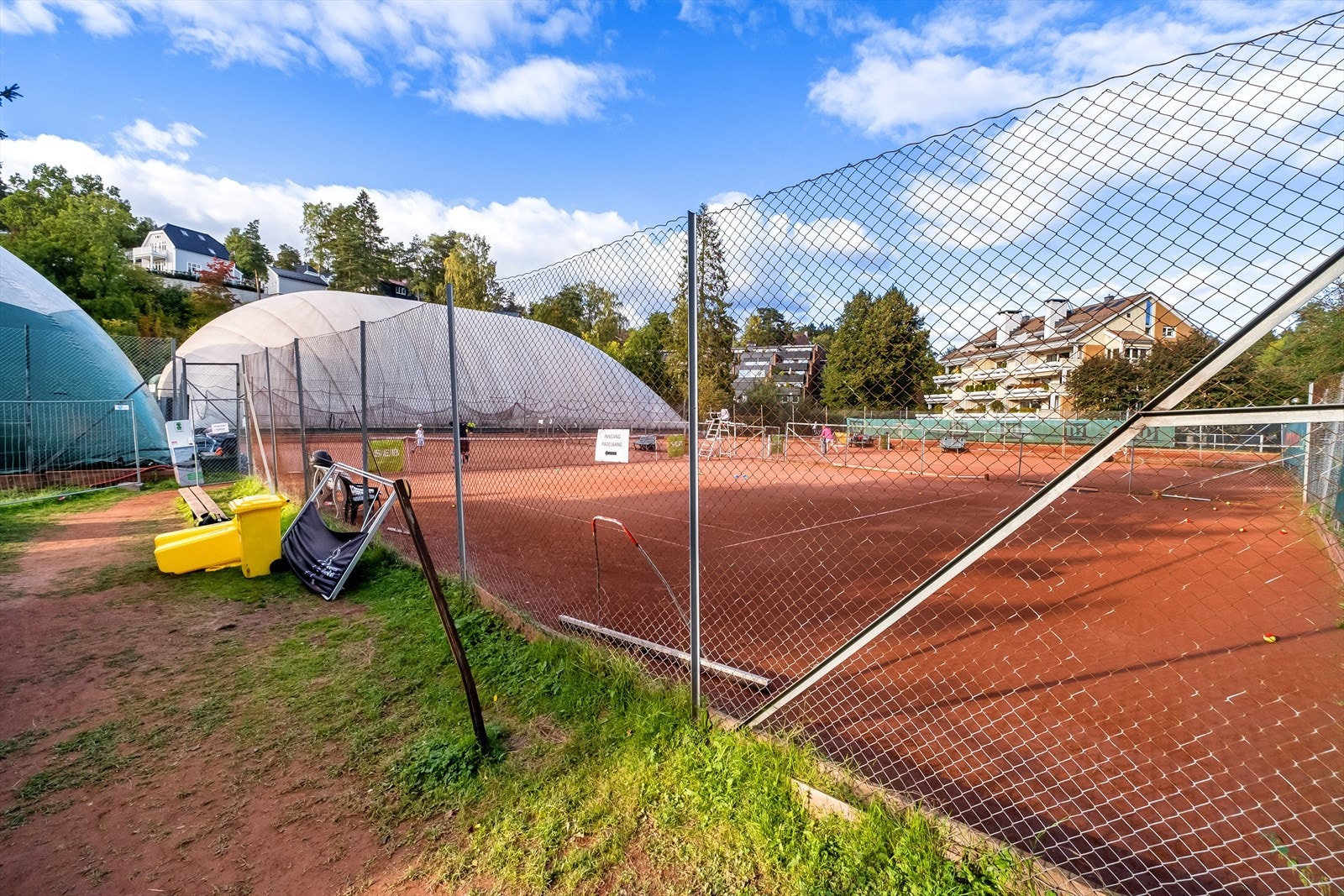 Heming Idrettsanlegg - Helårs tennisanlegg. Galleribilde