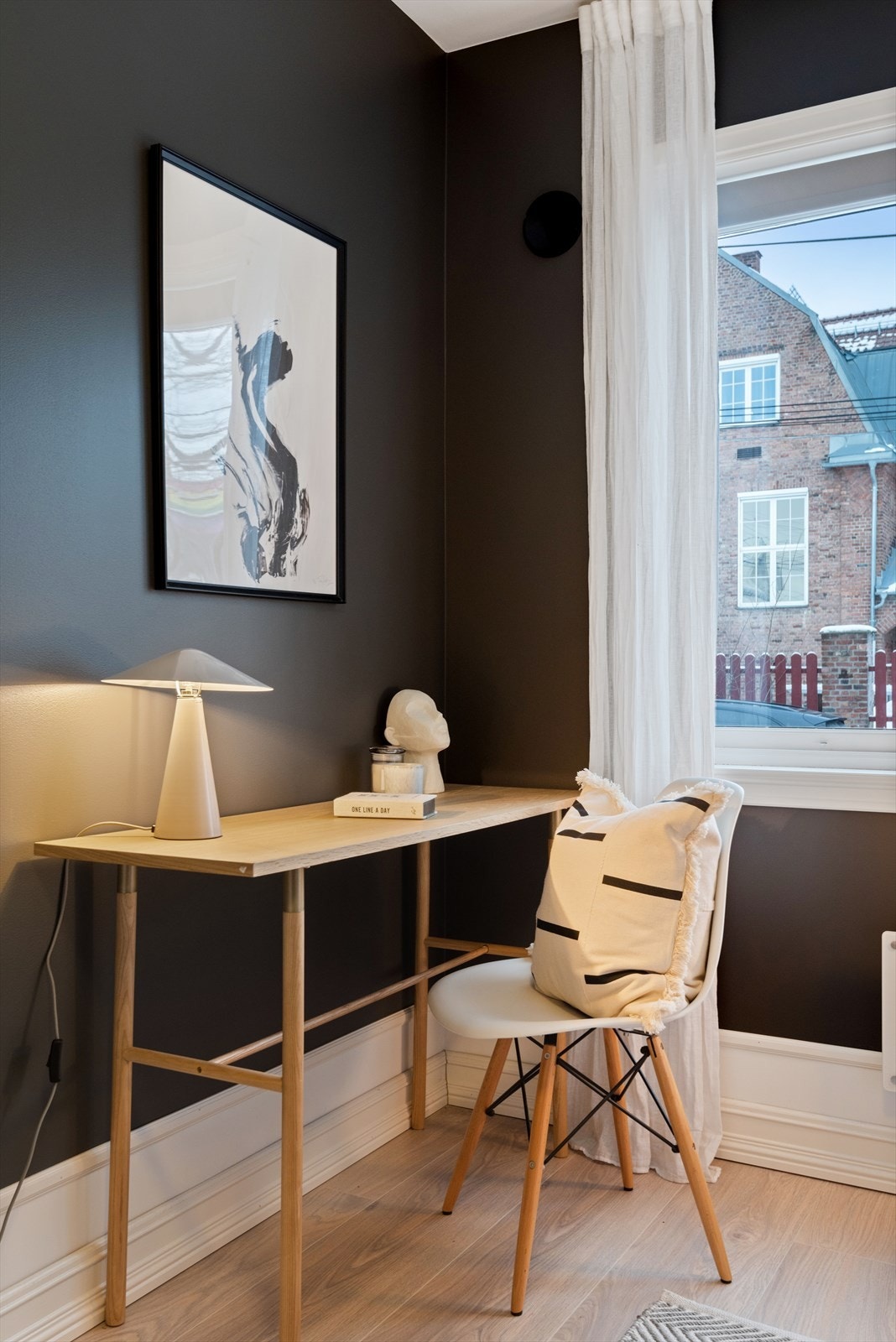 Kveldsbilde soverom Galleribilde