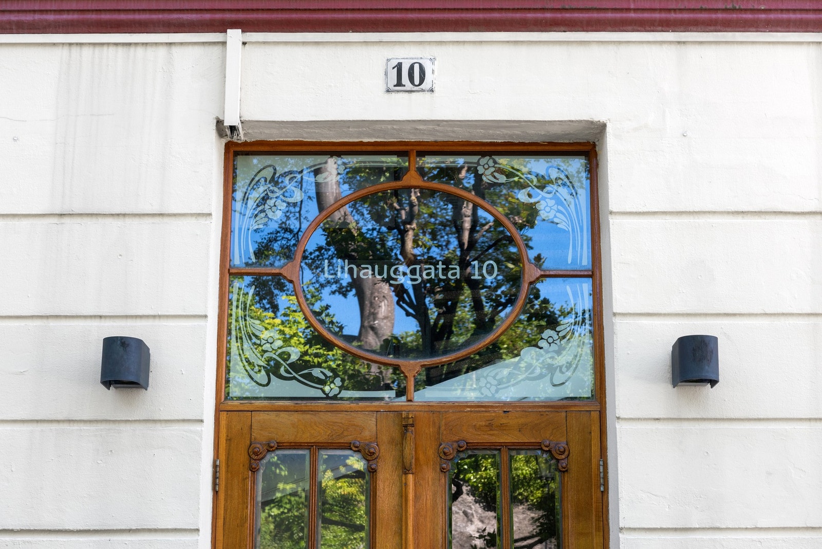 Detaljbilde - ytterdør. Galleribilde