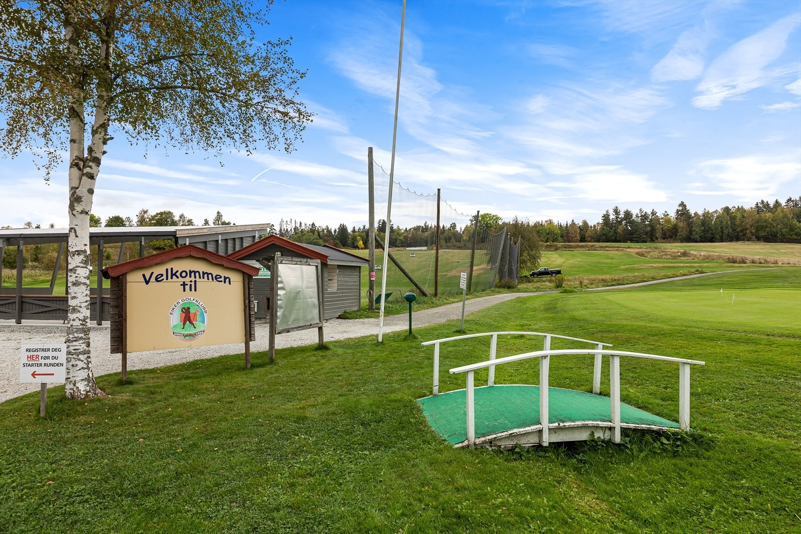 Ved Portåsen finner du Eiker Golfklubb med 9-hulls bane Galleribilde