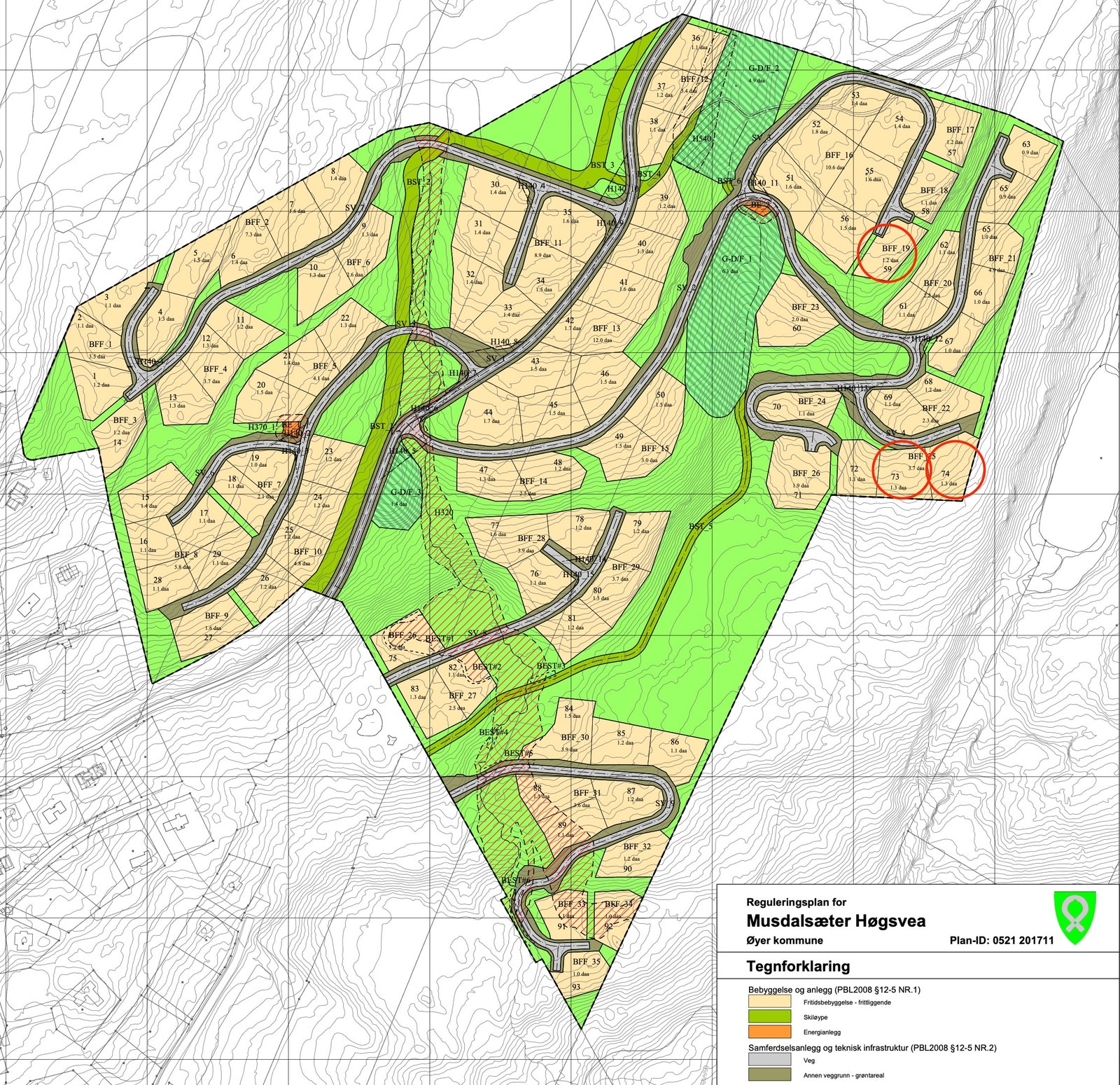 Alle 3 tomter har fantastisk utsikt og ligger i enden av blindveier med minimalt innsyn. Galleribilde