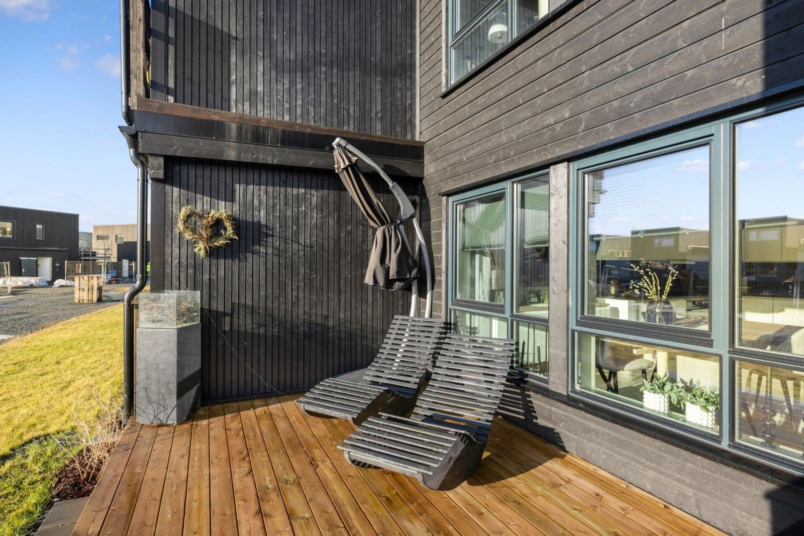 Gode solforhold på den sørvendte terrassen Galleribilde