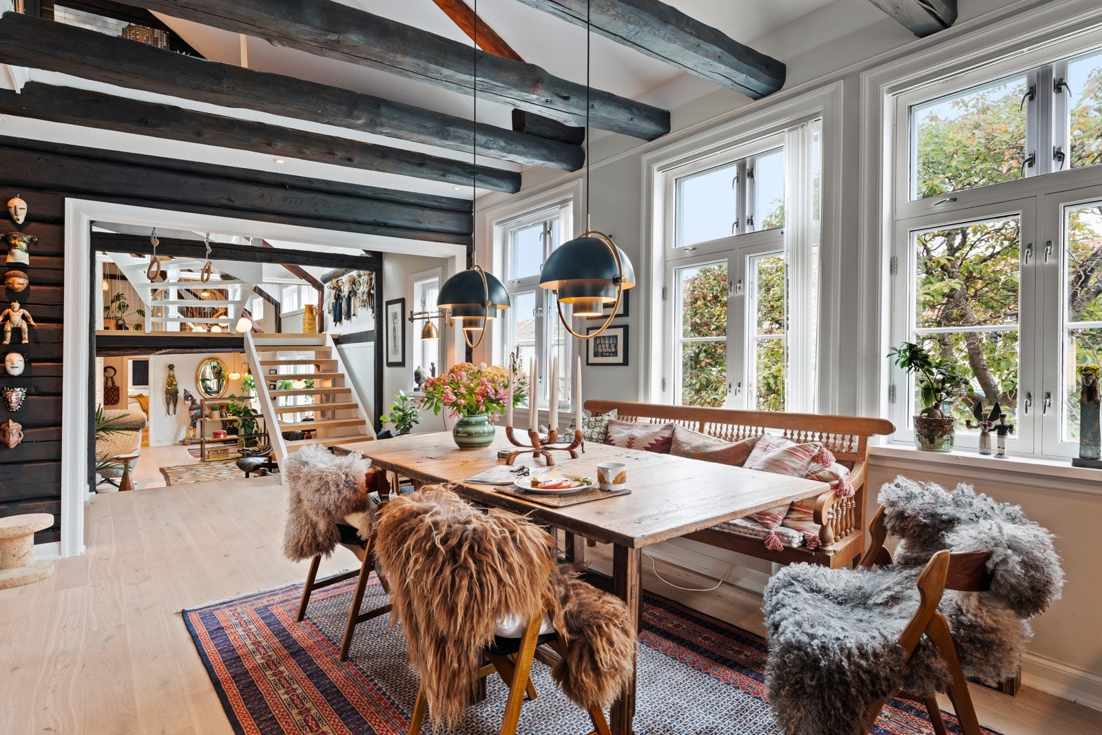 Proaktiv Eiendomsmegling v/Christian Schjetne har gleden av å presentere en helt unik eiendom med mye sjarme midt i hjertet av Trondheim. Galleribilde