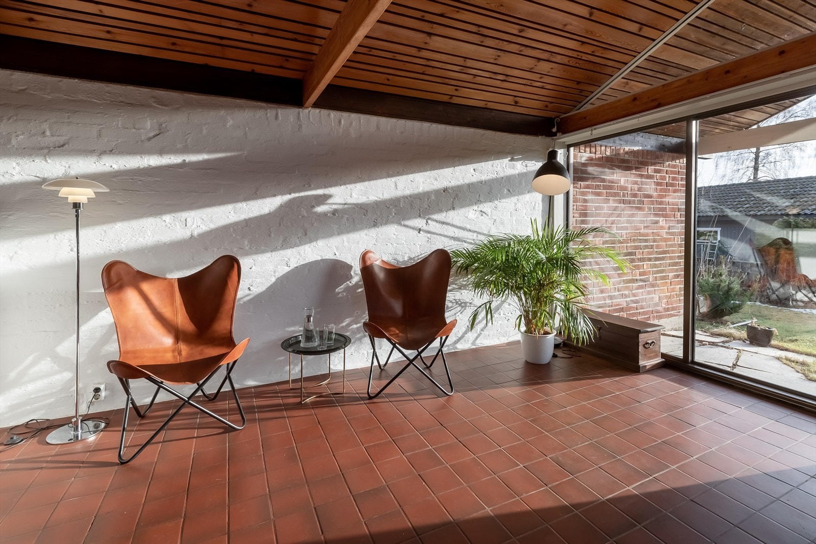 Den røffe, originale stilen med murvegger, fliser og treverk vil vare "evig" ! Galleribilde