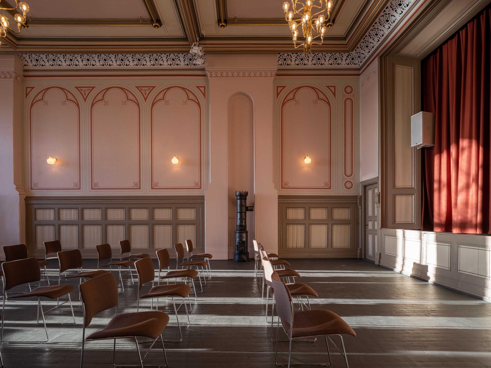 Festsalen - til konferanse, møter og feiringer. Kapasitet opptil 130 personer. Galleribilde