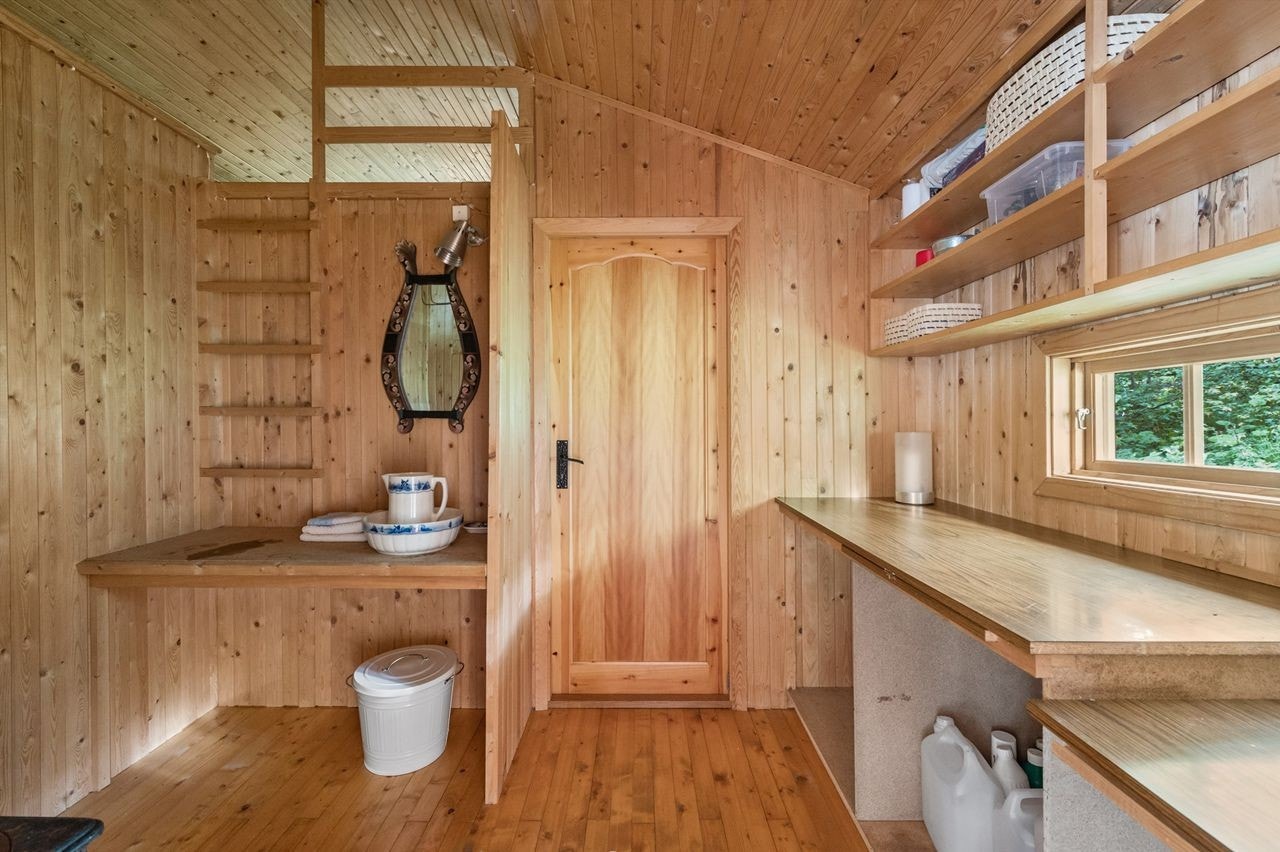 Disponibelt rom med hems Galleribilde