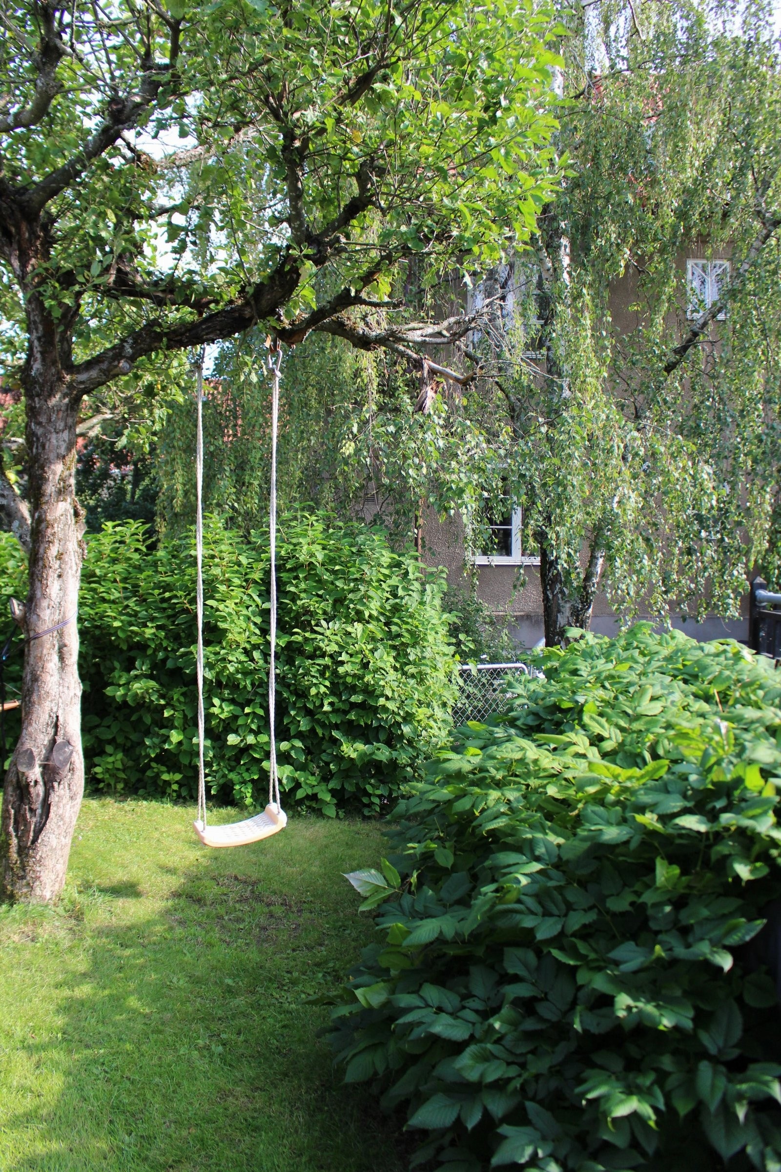 Her har man en skjermet og frodig oase med kort vei til et yrende byliv. Galleribilde