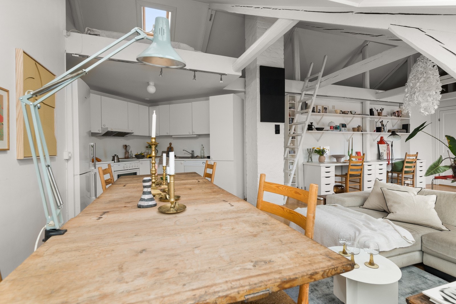 - Totalt gulvareal i leiligheten er 100 m² - Galleribilde