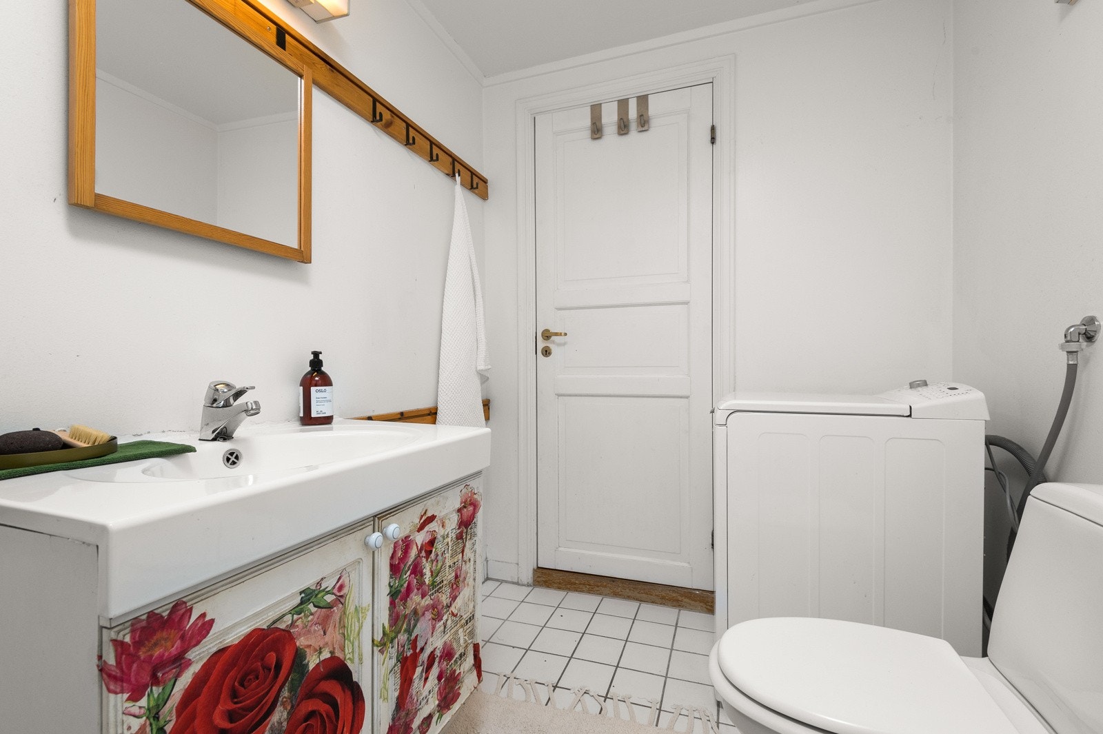 - Takstmann har gjort fuktsøk i badet, ingen unormale verdier ble registrert - Galleribilde