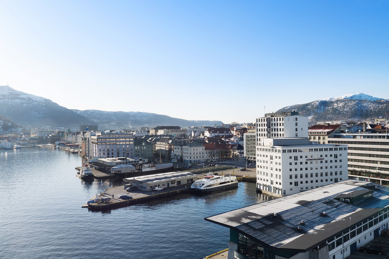 Sentralt i Bergen sentrum. Galleribilde