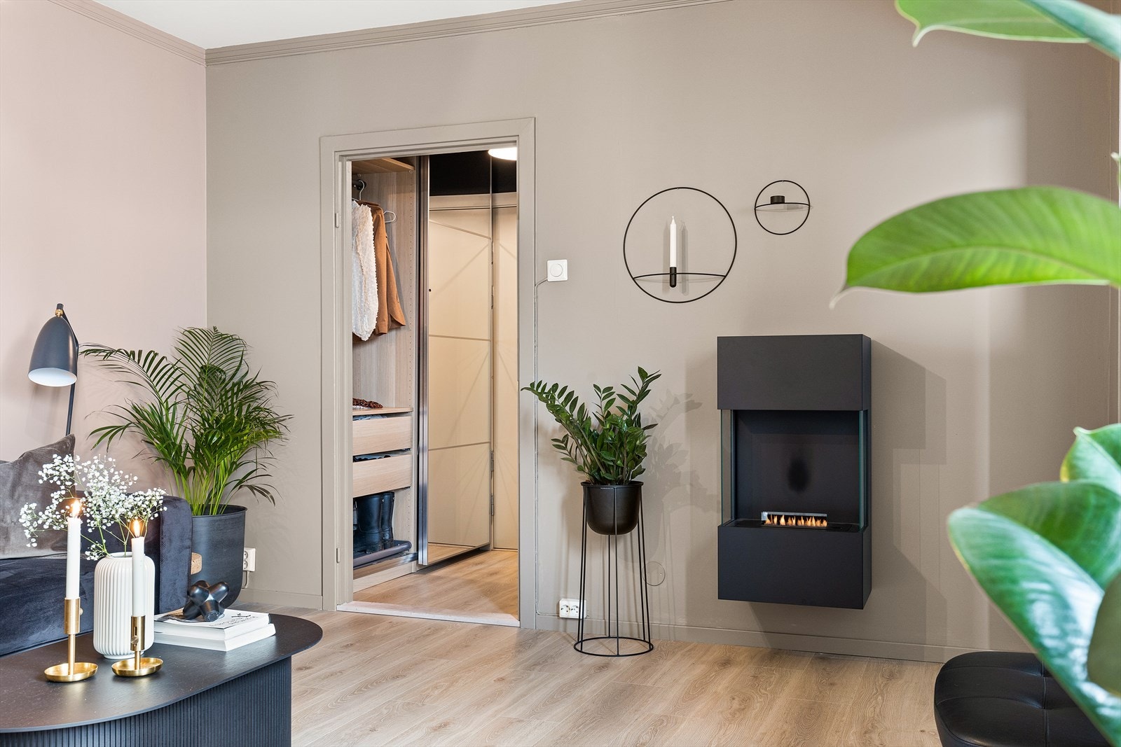 Leiligheten er perfekt for dere som er på jakt etter et godt førstegangskjøp eller pendlerbolig i Oslo. Galleribilde