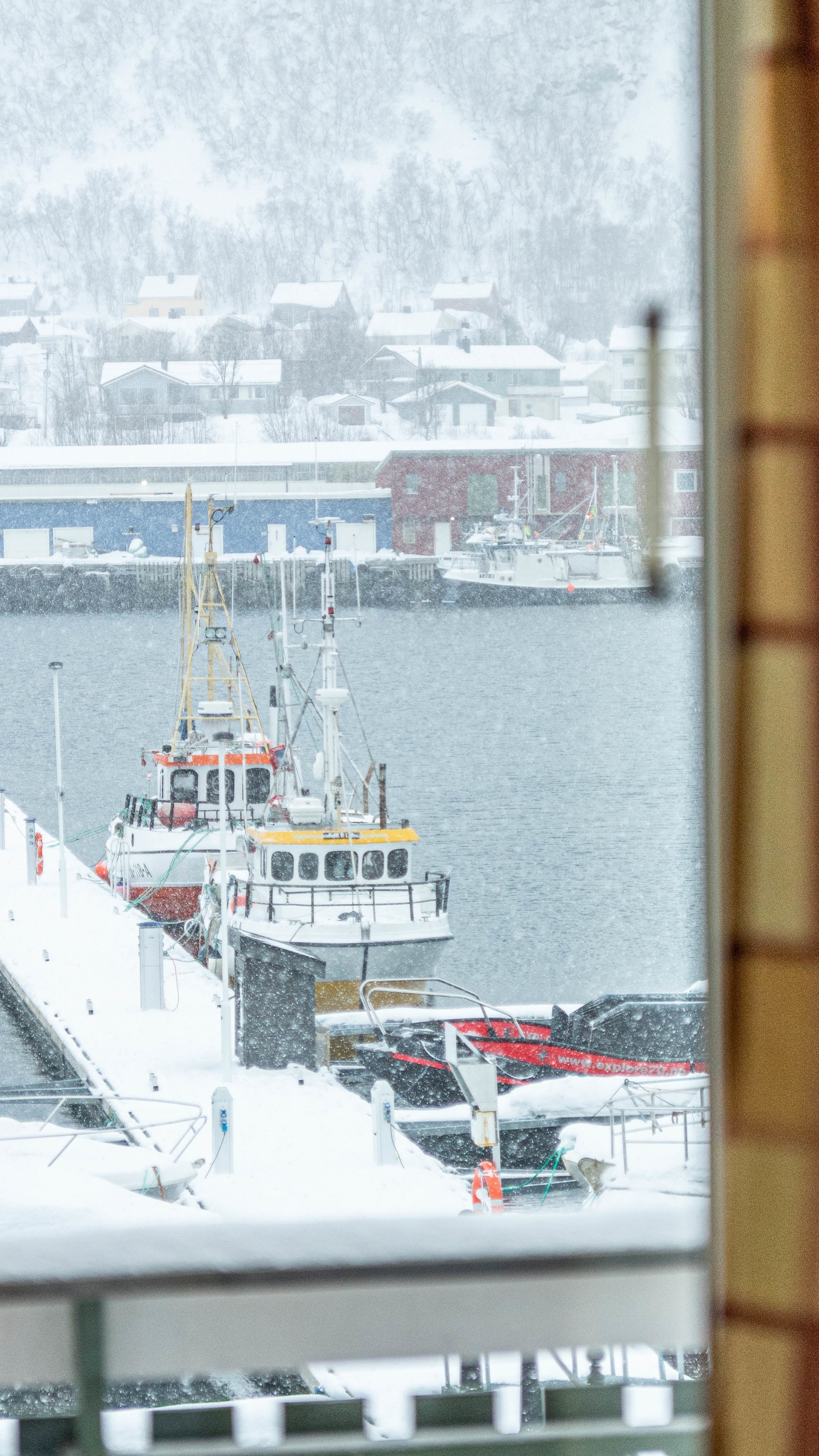 God utsikt mot sjø og fjell