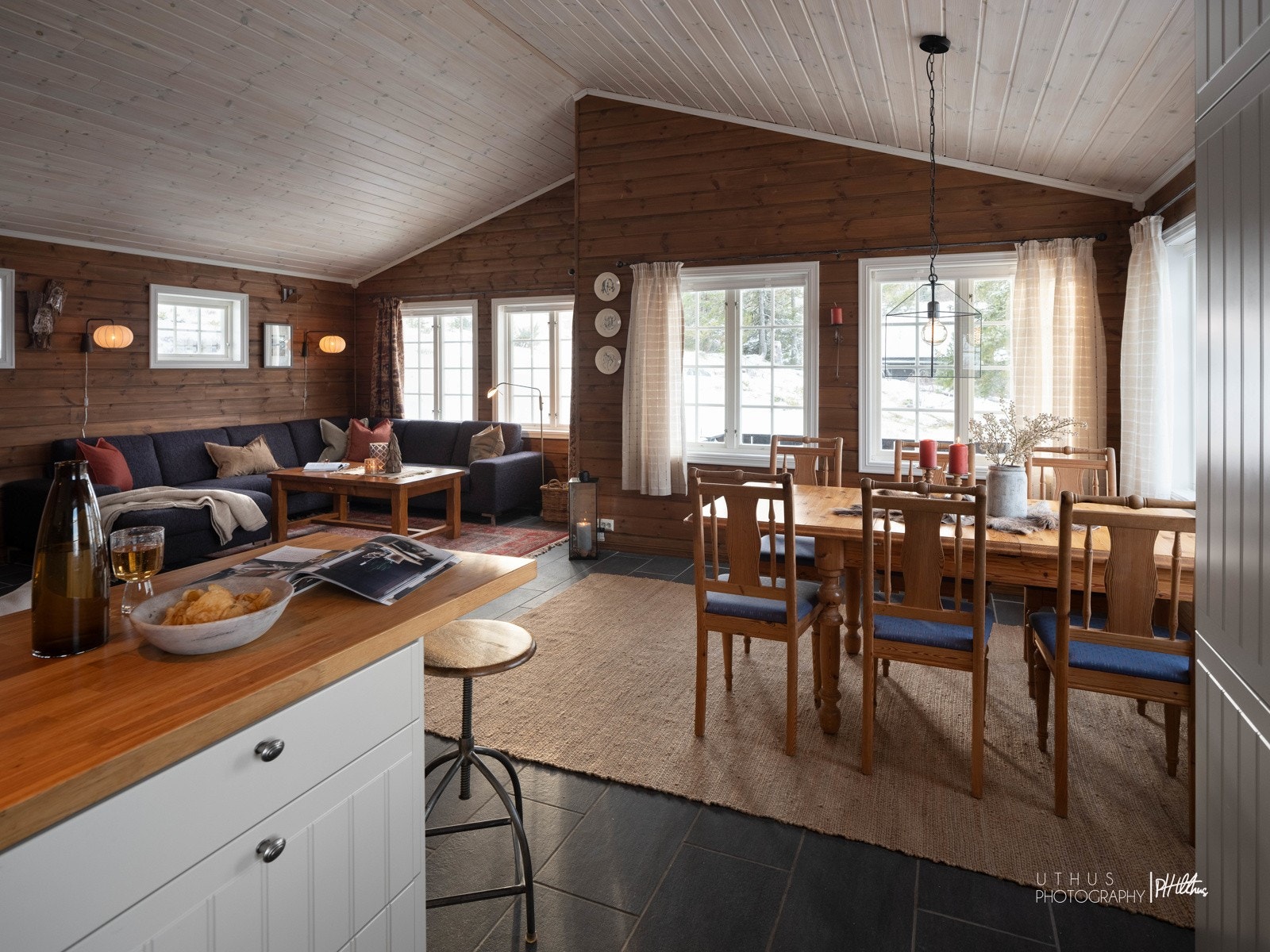 Den åpne løsningen gjør hytten svært sosial Galleribilde