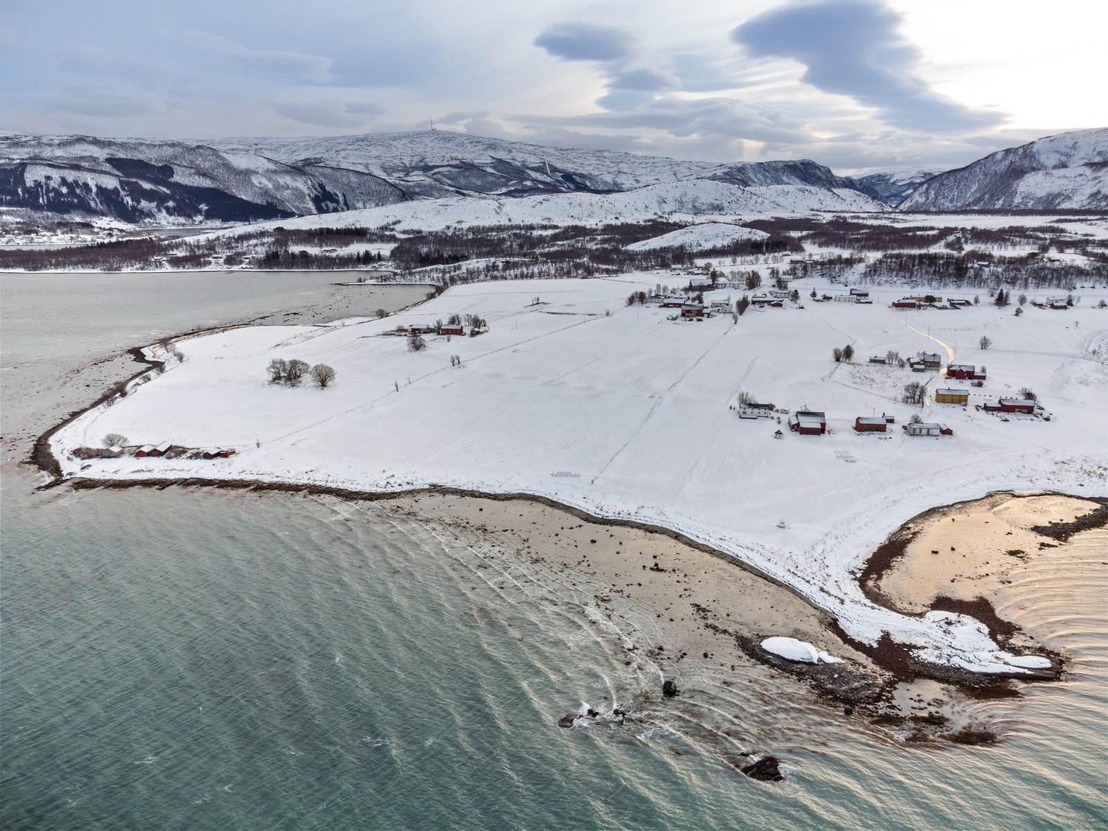 Eiendommen har egen strandlinje Galleribilde