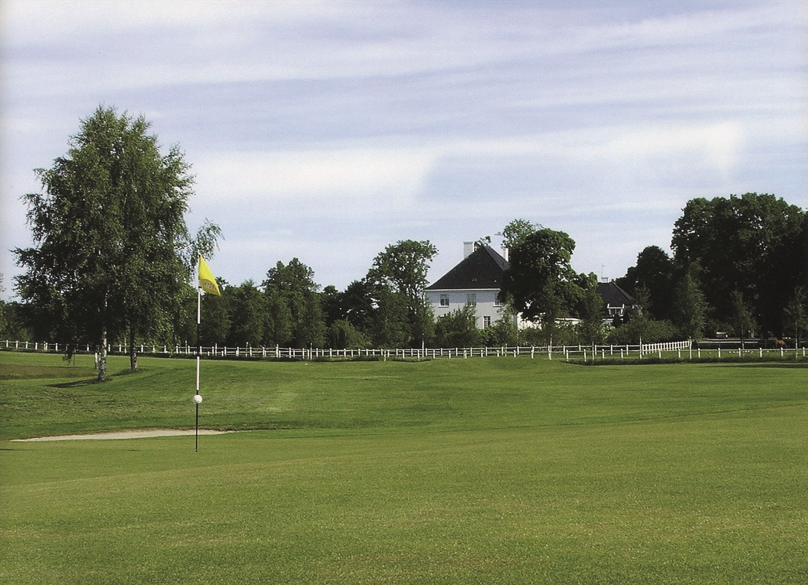 Golfanlegget arrangerte Norges første profesjonelle golfturnering og har blant annet vært vertskap for internasjonale turneringer samt flere NM, også i 2022. Galleribilde