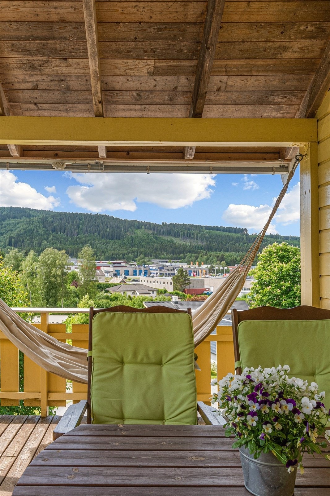 Herlig utsikt fra terrassen Galleribilde