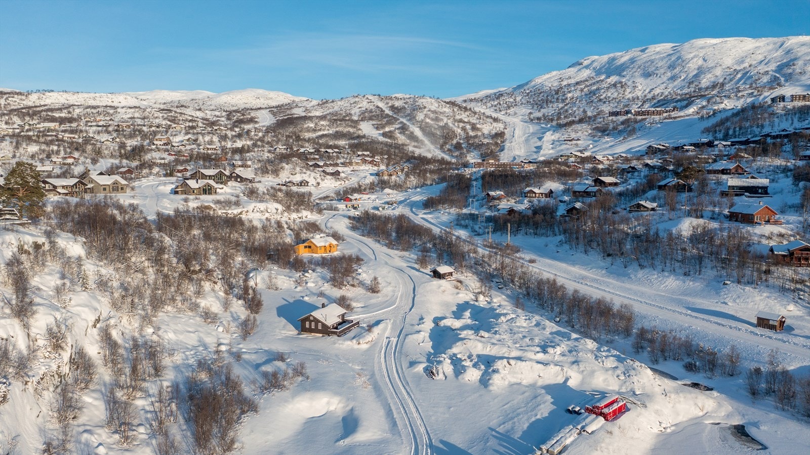 Skisenteret sees i bakgrunnen Galleribilde