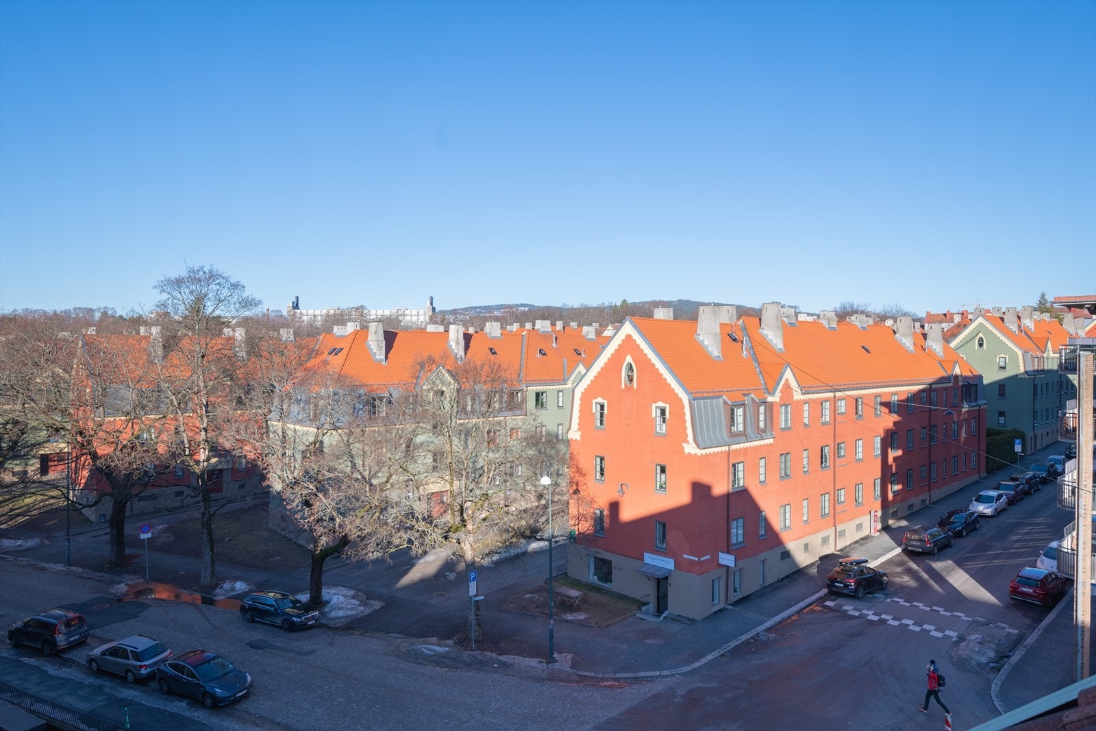 Det disponeres 1 bod på ca. 6m2 gulvareal i kjeller Galleribilde