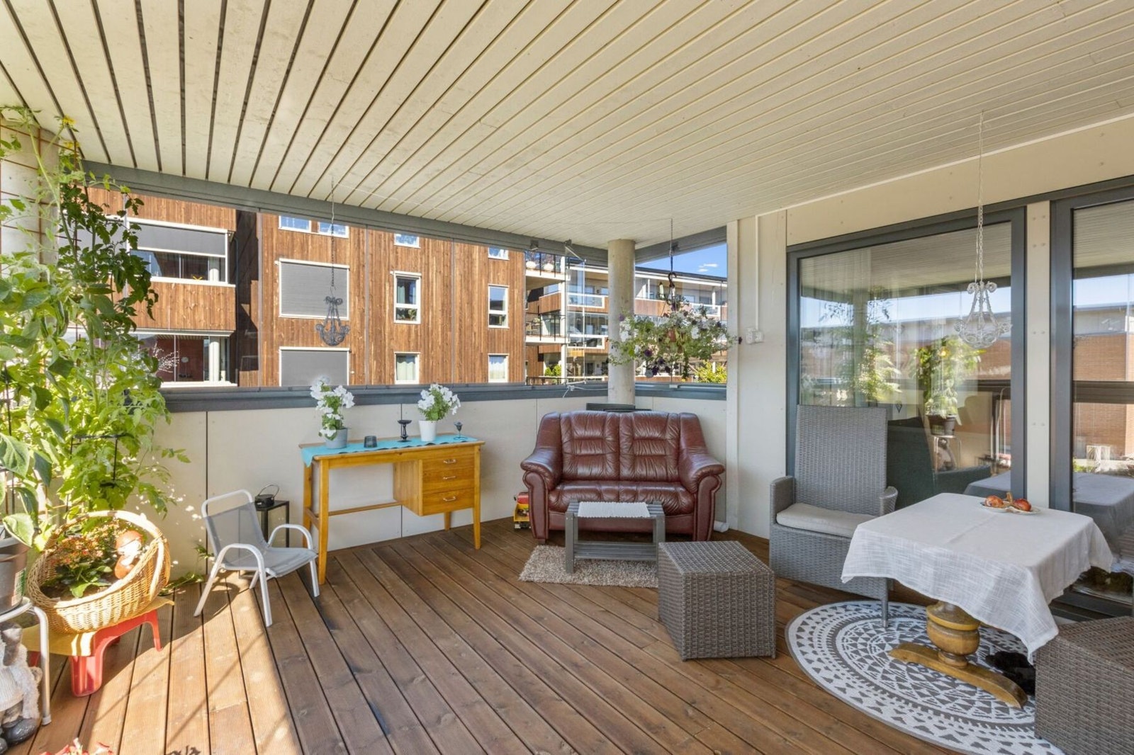 God plass til flere utemøbler. Galleribilde