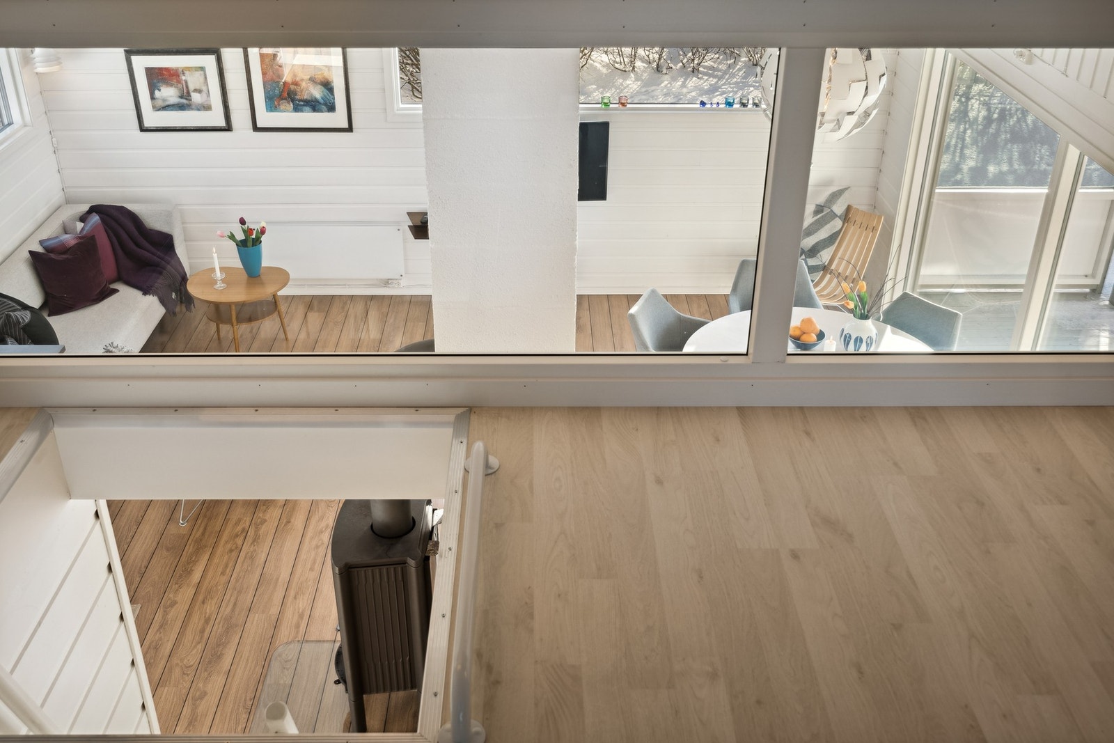 Opp kommer du til en lun og koselig hems Galleribilde