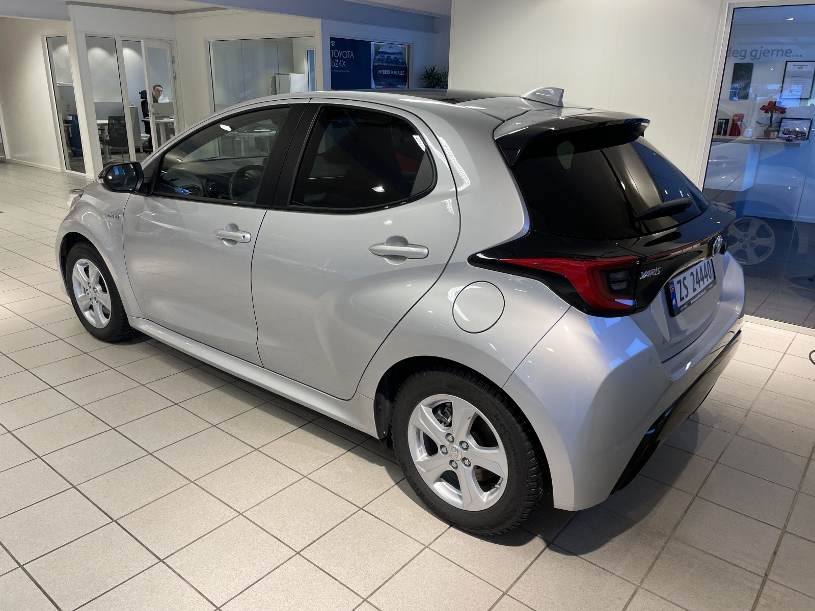 Toyota Yaris 1,5 Hybrid Style Tech 3