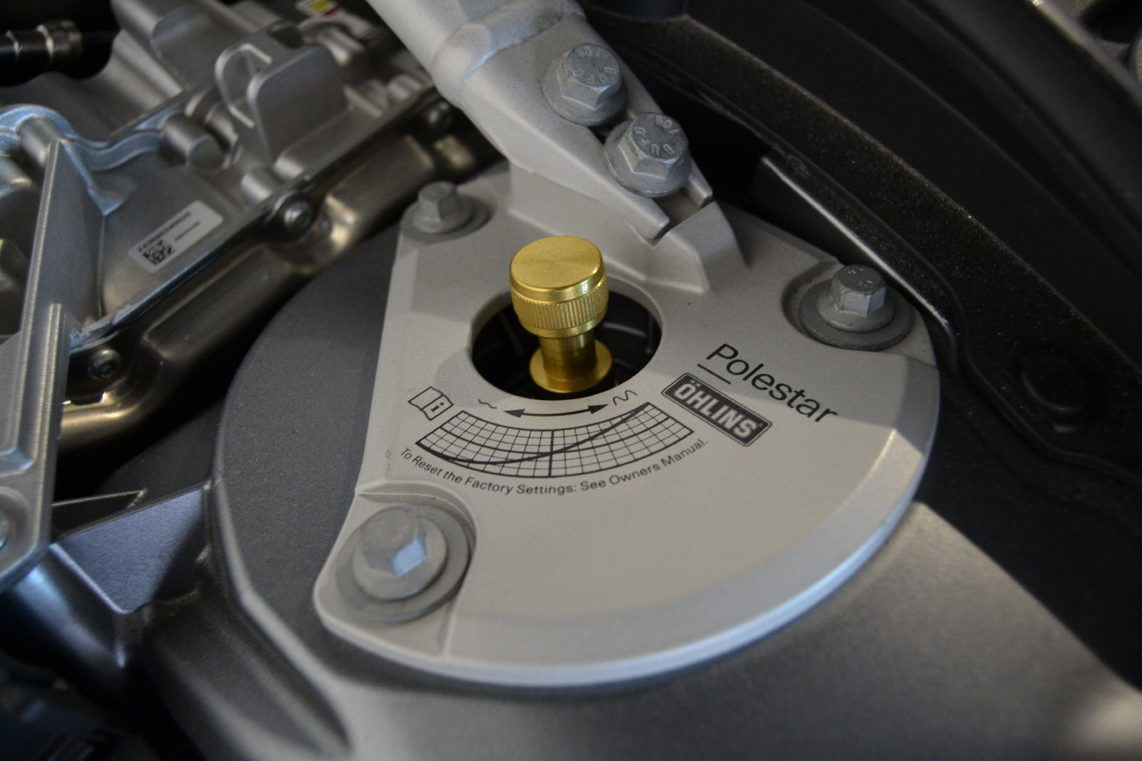 Ohlins justerbare dempere