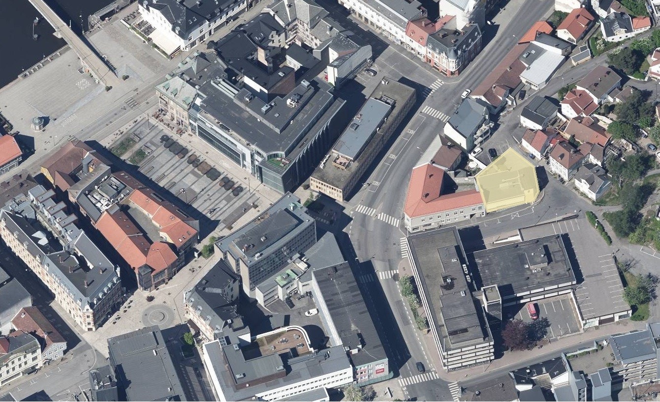 Skråfoto med omriss Galleribilde