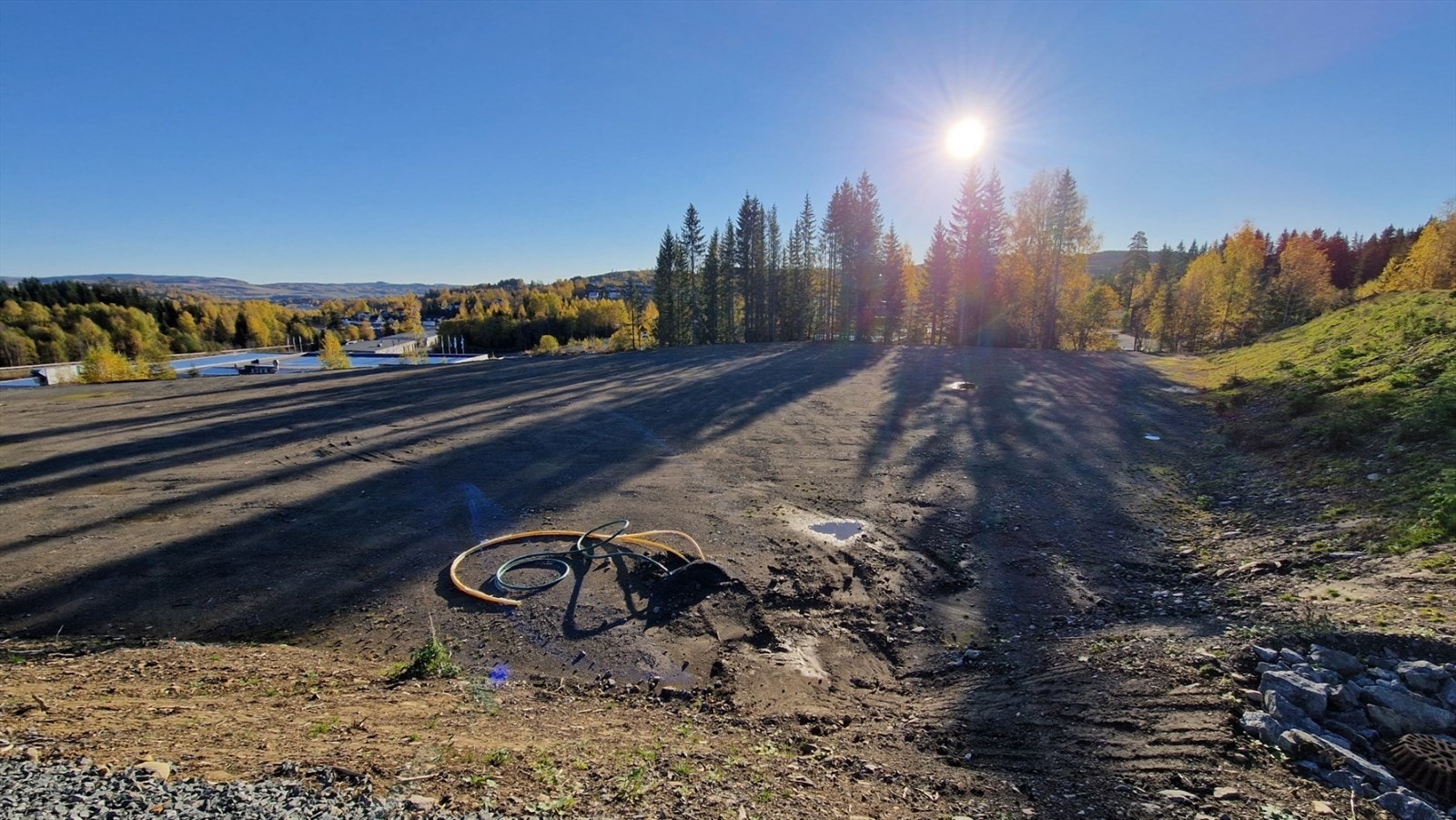 Bildet viser søndre del av tomt 6 Galleribilde