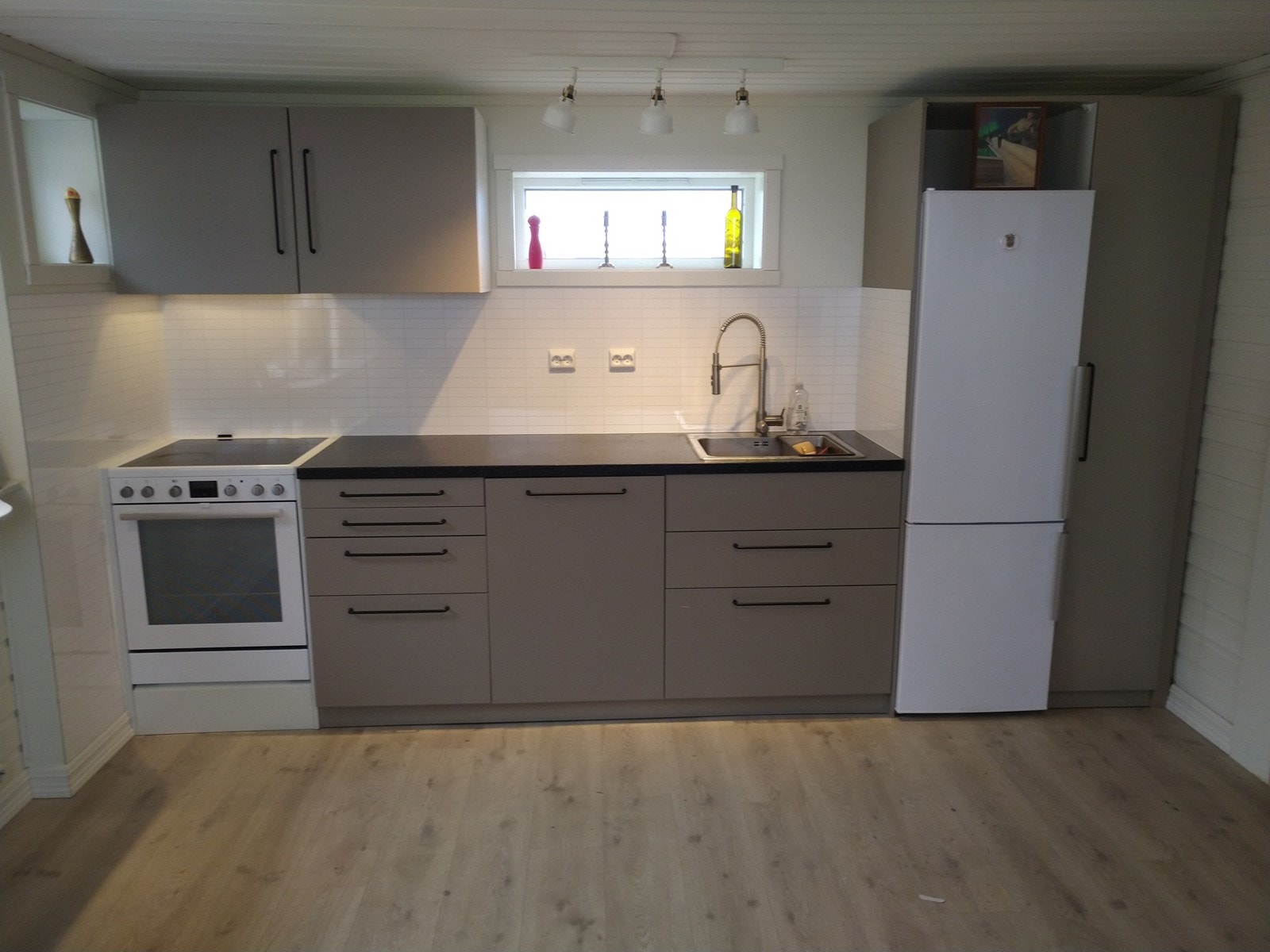 Utleieinntektene har vært på ca. 120 000,- per år, hvorav 2/3 om sommeren via AirBnB. Galleribilde