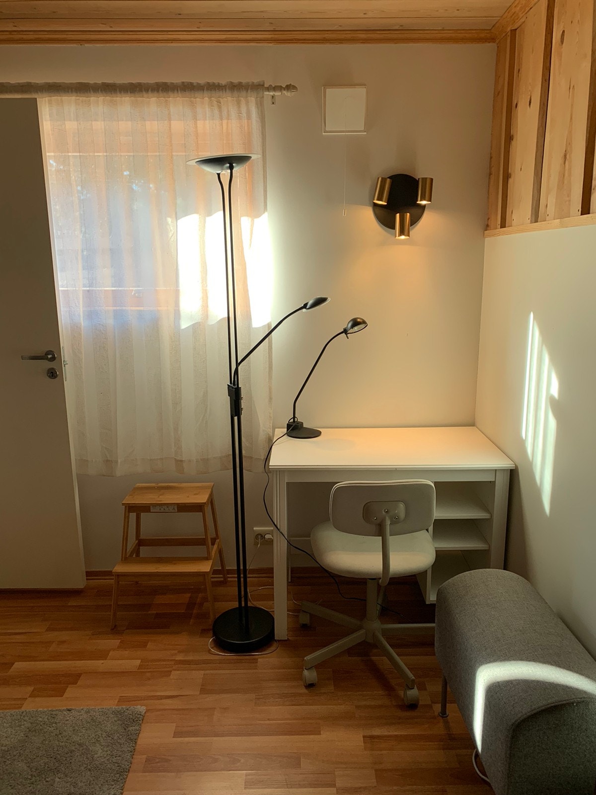 Stue og kontorplass Galleribilde