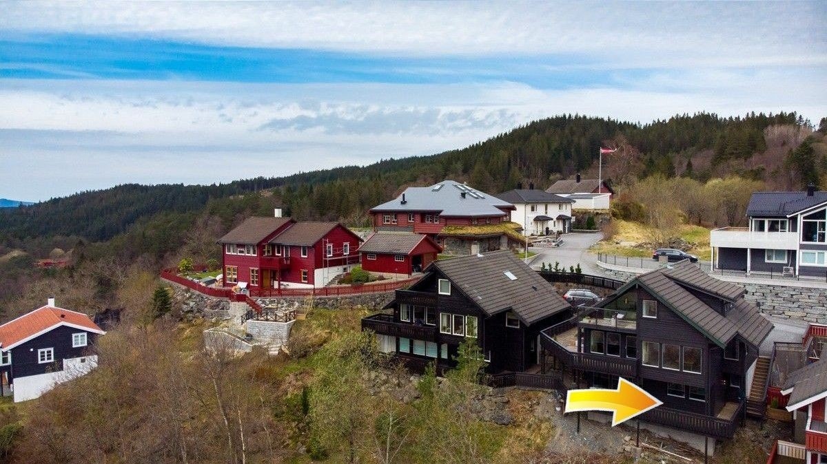 Stort rom i hybelleilighet Galleribilde