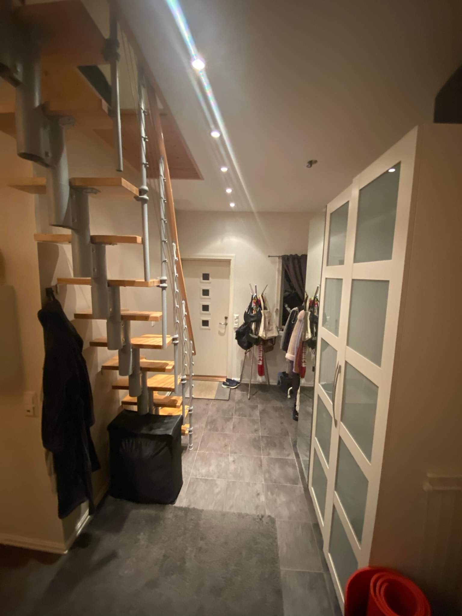 Inngang, entre og soveavdeling, varmekabler i gulv Galleribilde