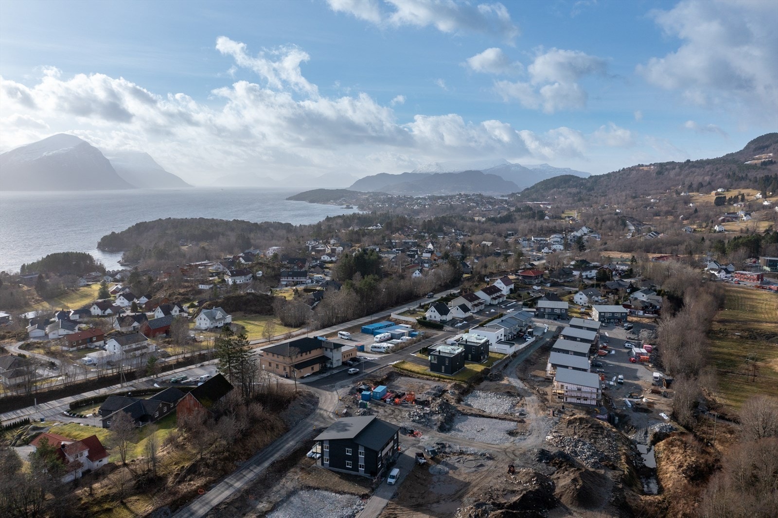 Dronebilde av område Galleribilde