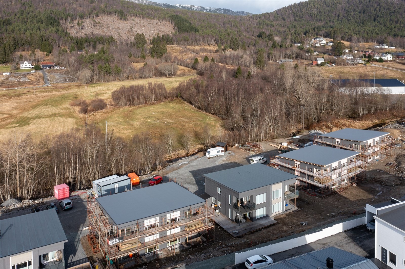 Dronebilde av område Galleribilde