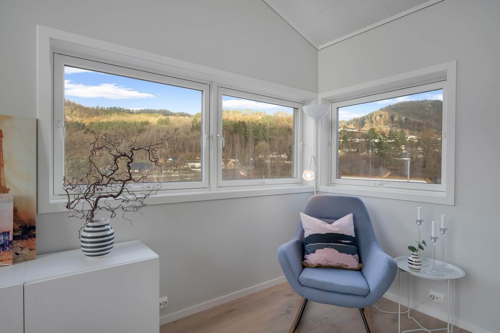 Stue. Bildet viser bolig 2 som er solgt. Galleribilde