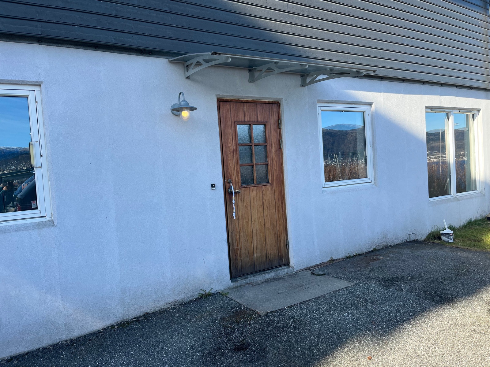 Egen inngang Galleribilde